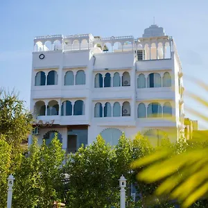 3* Resort Gazebo